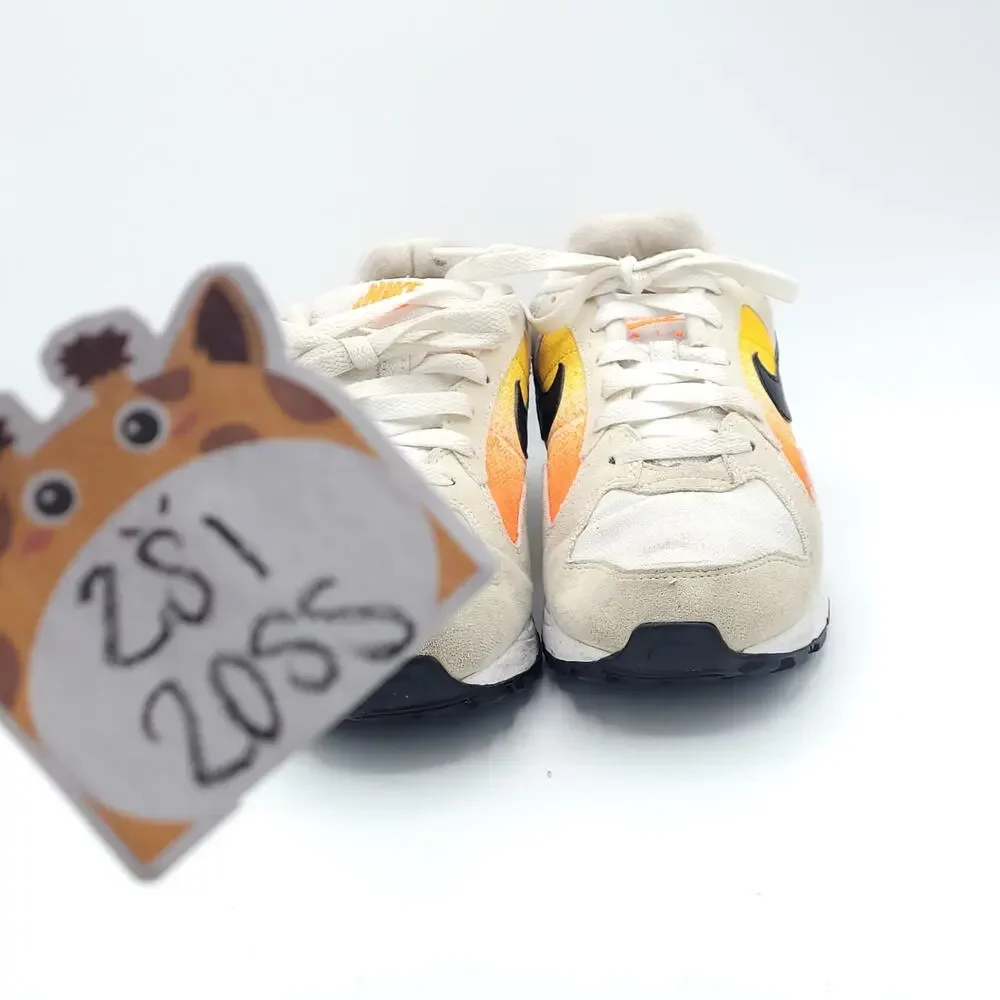 Nike air skylon ll  White Black amarillo AO4540-101 women's size 7.5